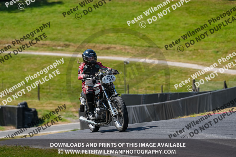 cadwell park;cadwell park photographs;cadwell trackday photographs;enduro digital images;event digital images;eventdigitalimages;peter wileman photography;racing digital images;trackday digital images;trackday photos